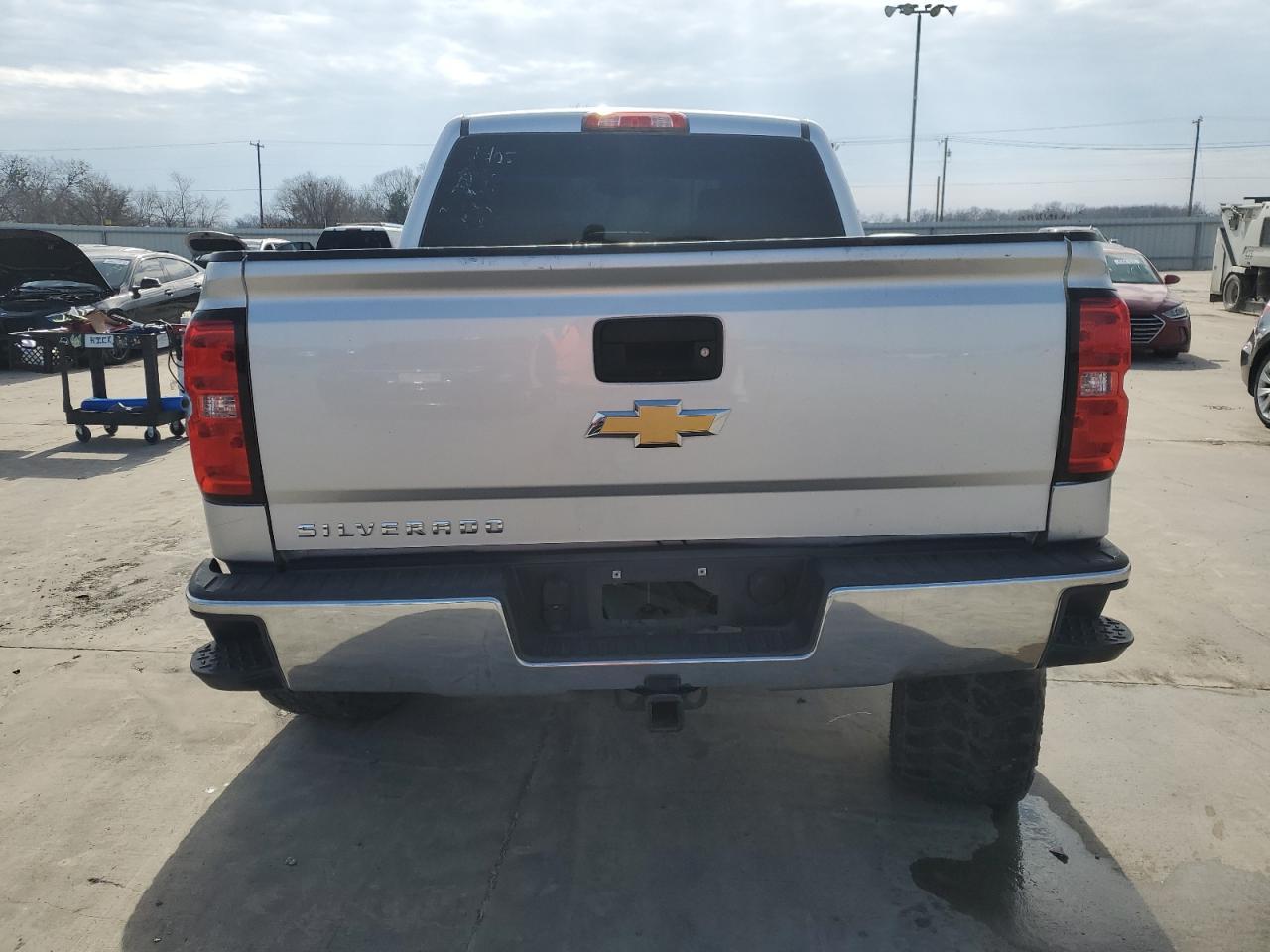 2018 CHEVROLET SILVERADO - Image 6