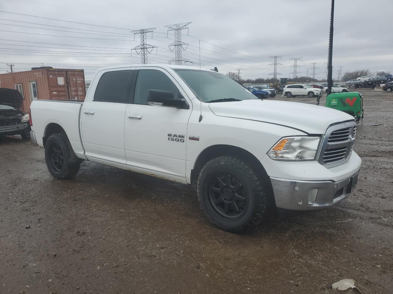 2017 RAM 1500 SLT - Image 4