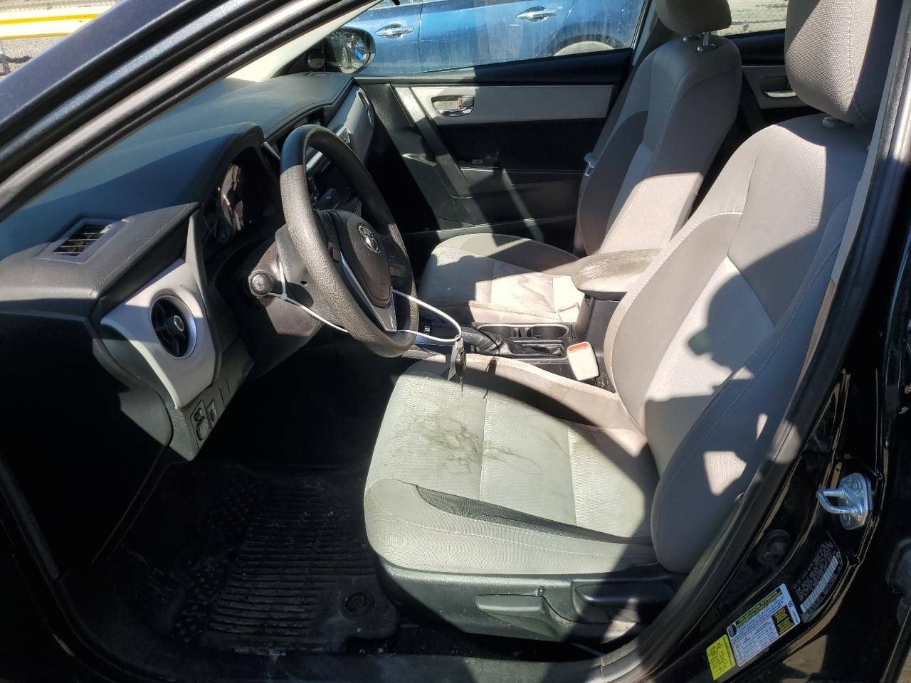 2018 TOYOTA COROLLA L - Image 7