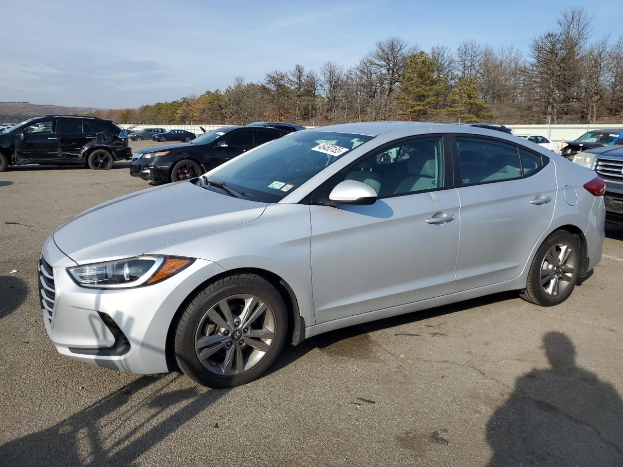 2018 HYUNDAI ELANTRA SE