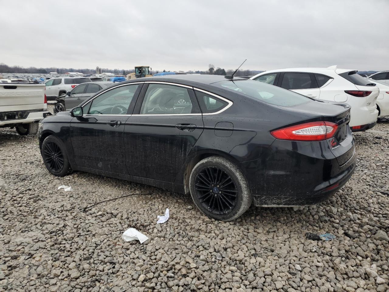 2014 FORD FUSION SE - Image 2