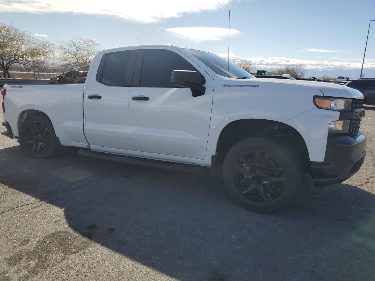 2020 CHEVROLET SILVERADO - Image 4