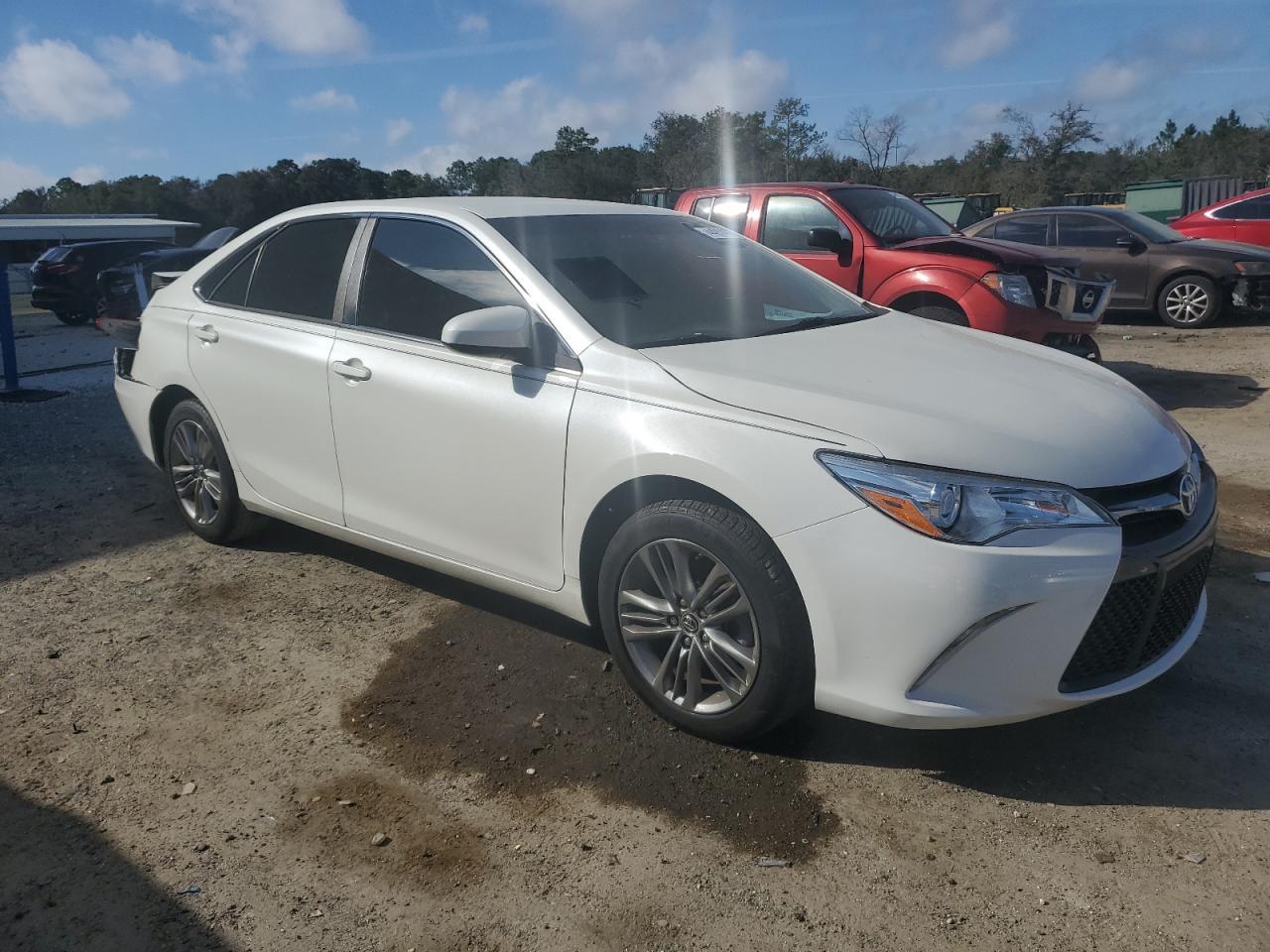 2015 TOYOTA CAMRY LE - Фото 4