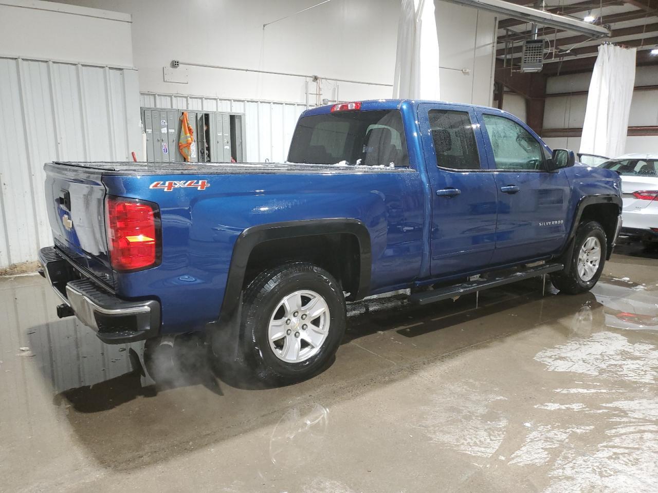 2017 CHEVROLET SILVERADO - Image 3
