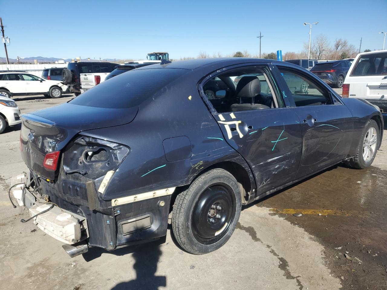 2012 INFINITI G37 - Image 3