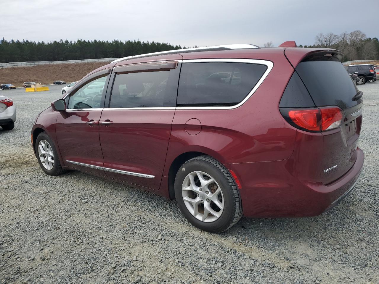 2017 CHRYSLER PACIFICA T - Image 2