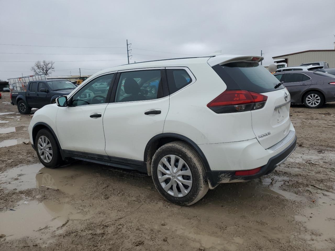 2018 NISSAN ROGUE S - Image 2