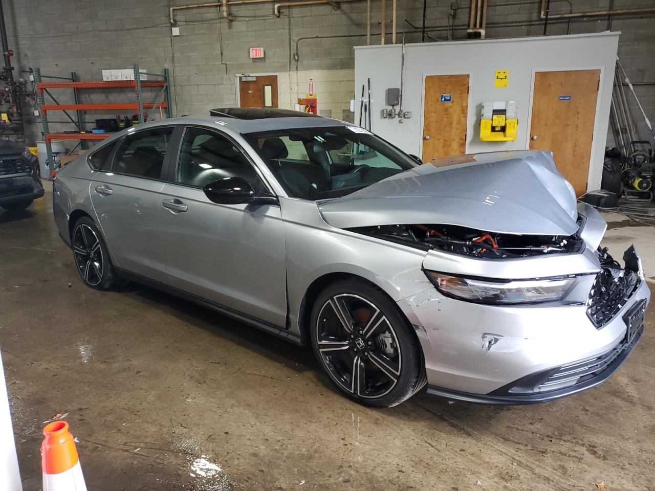2024 HONDA ACCORD HYB - Image 4