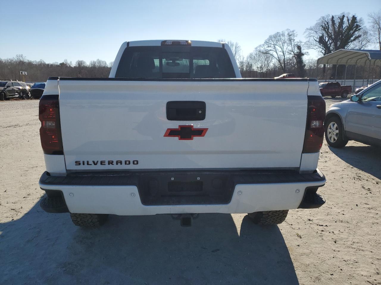 2017 CHEVROLET SILVERADO - Image 6