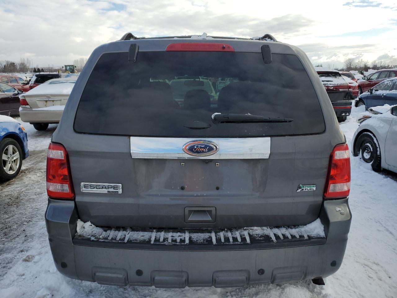 2012 FORD ESCAPE LIM - Image 6