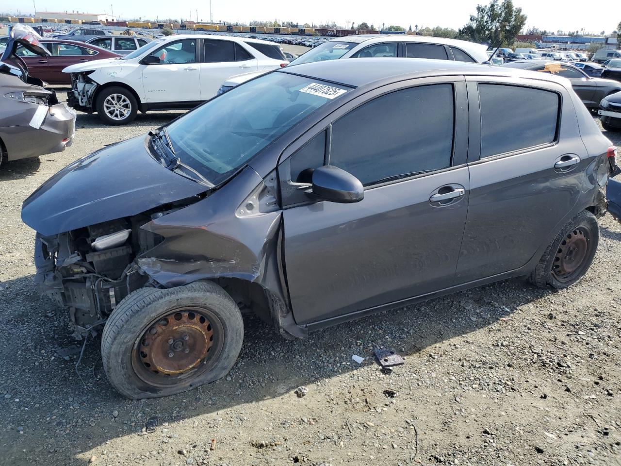 2015 TOYOTA YARIS