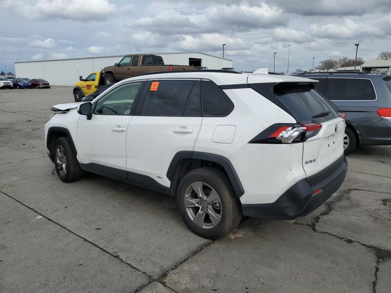 2023 TOYOTA RAV4 LE - Image 2