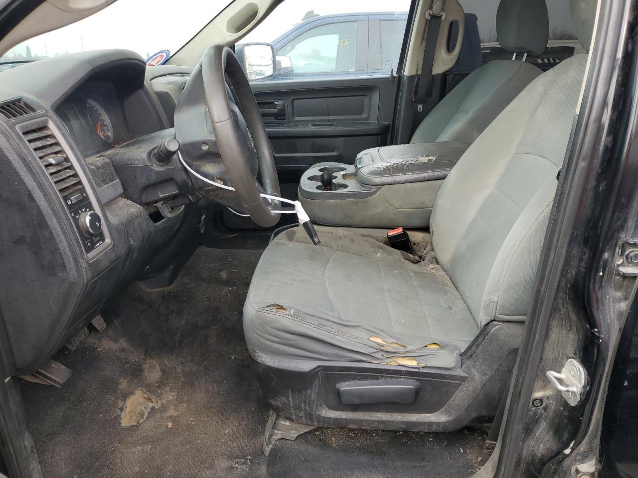 2014 RAM 1500 ST - Image 7