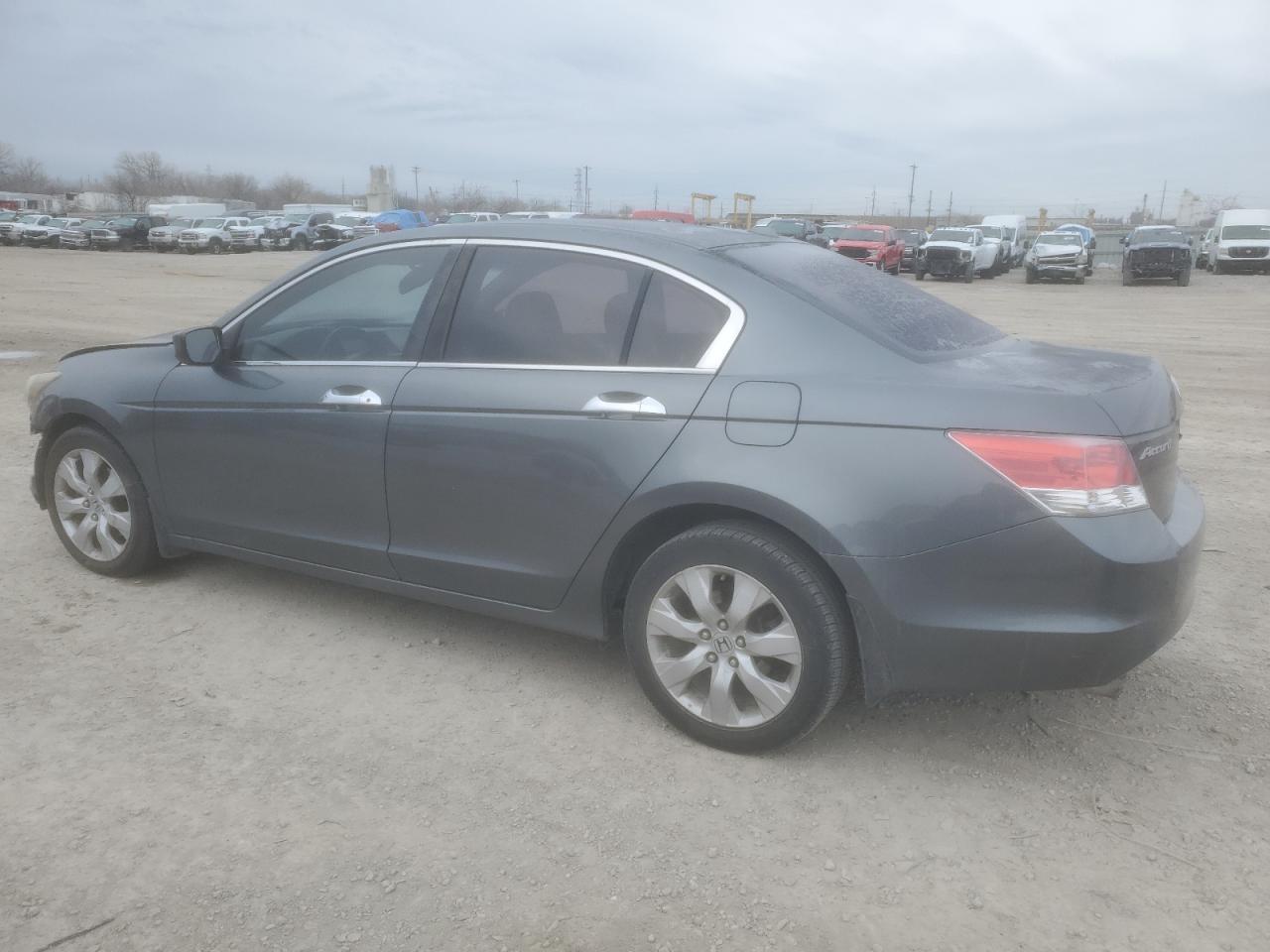 2010 HONDA ACCORD EXL - Image 2