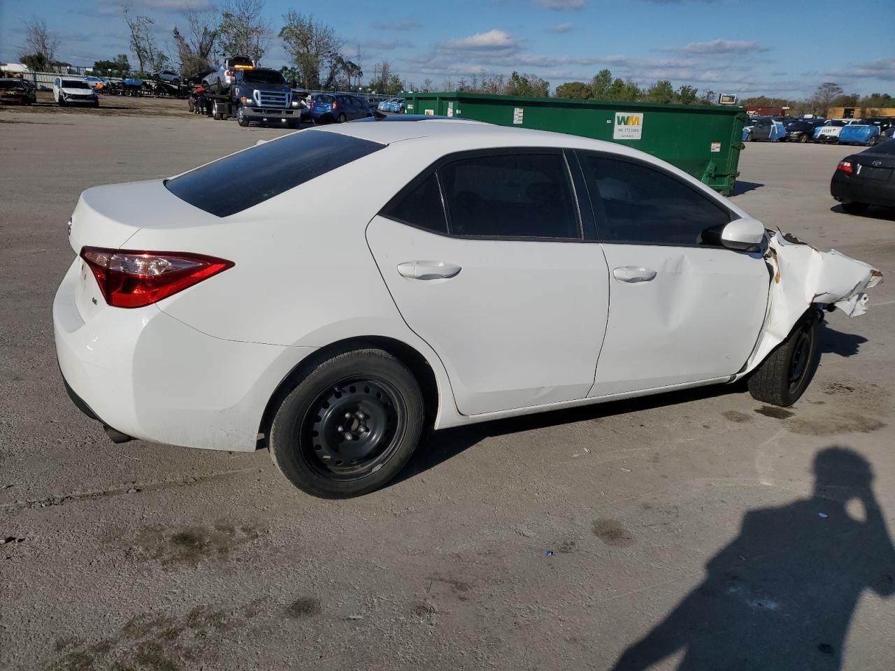 2018 TOYOTA COROLLA L - Фото 3