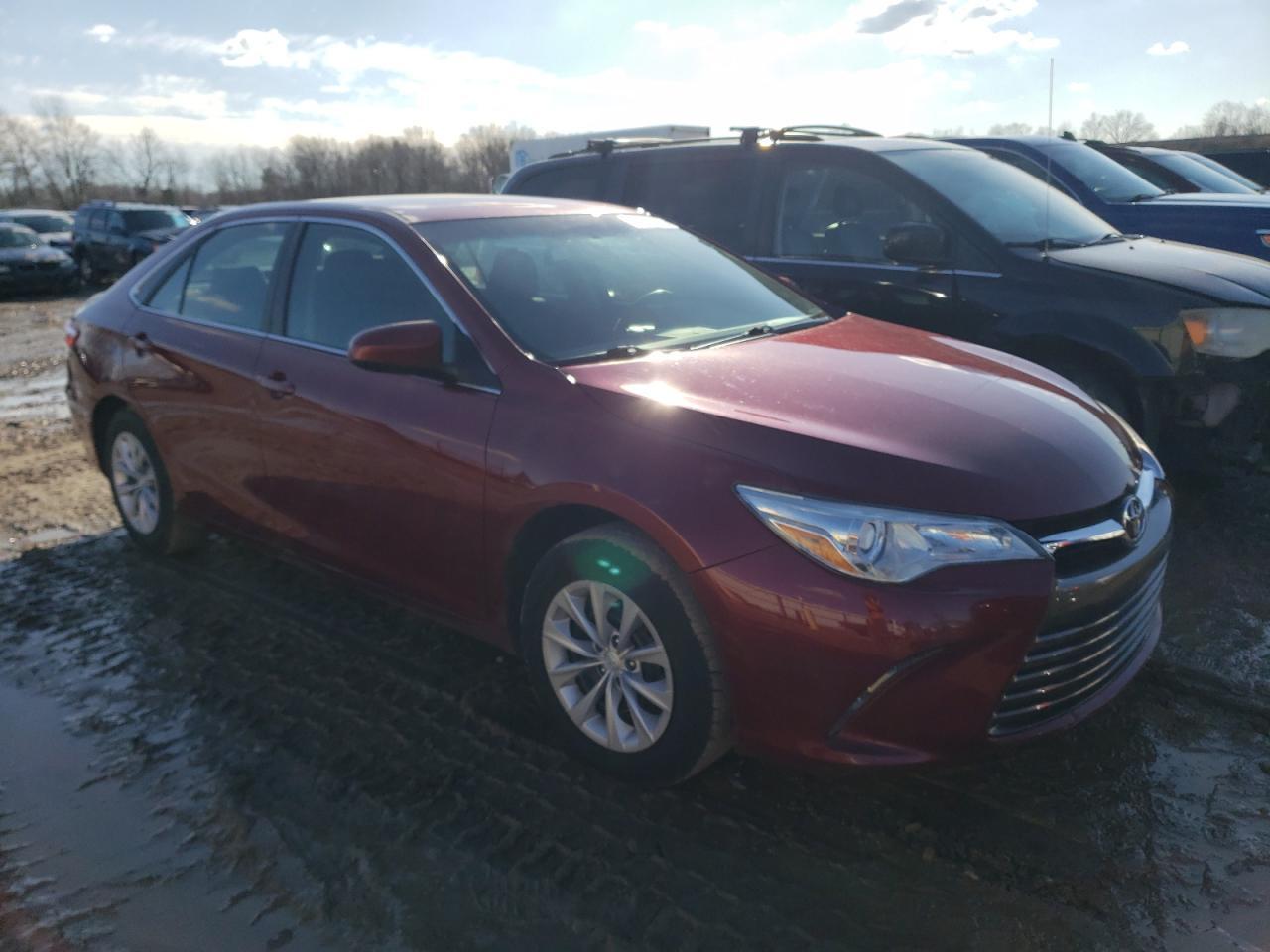 2017 TOYOTA CAMRY LE - Image 4