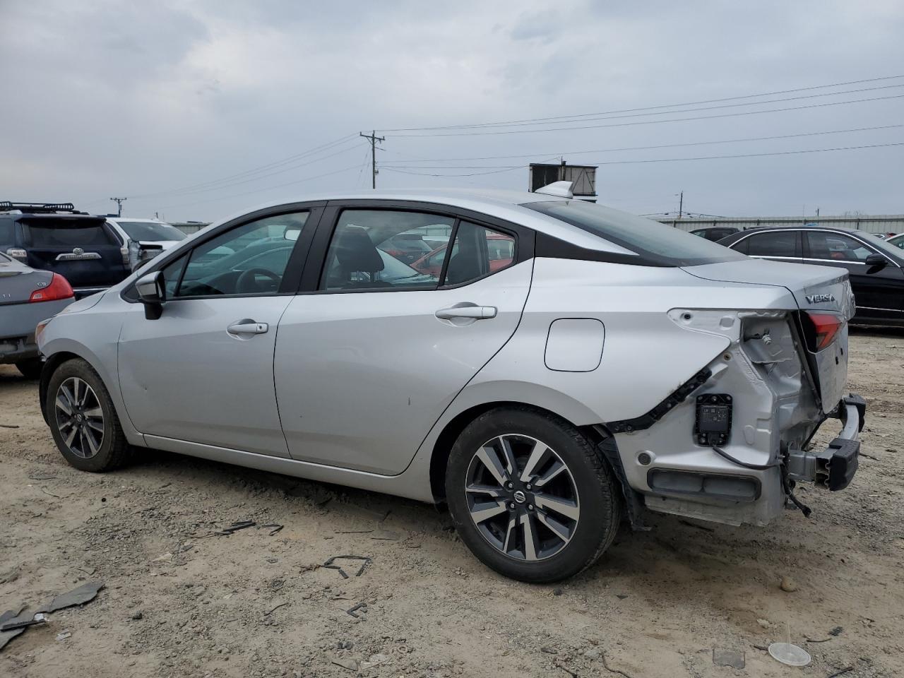 2021 NISSAN VERSA SV - Фото 2