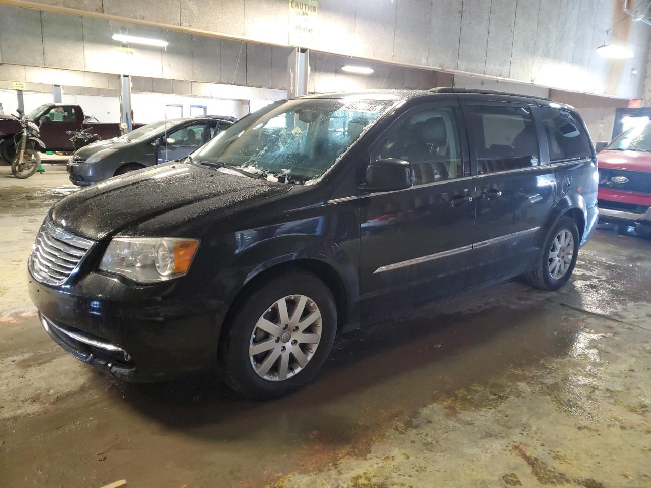 2014 CHRYSLER TOWN & COU