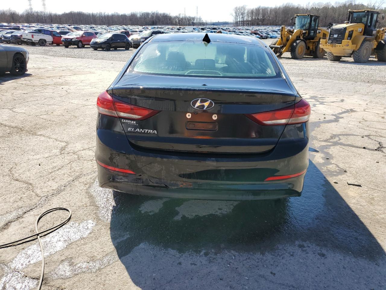 2017 HYUNDAI ELANTRA SE - Image 6