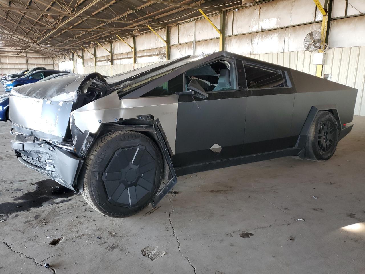 2024 TESLA CYBERTRUCK