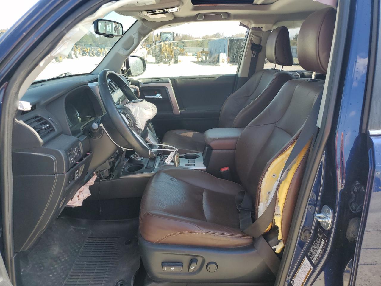 2018 TOYOTA 4RUNNER SR - Image 7