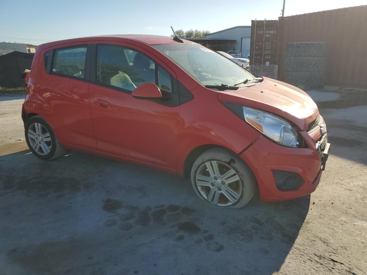 2014 CHEVROLET SPARK 1LT - Фото 4