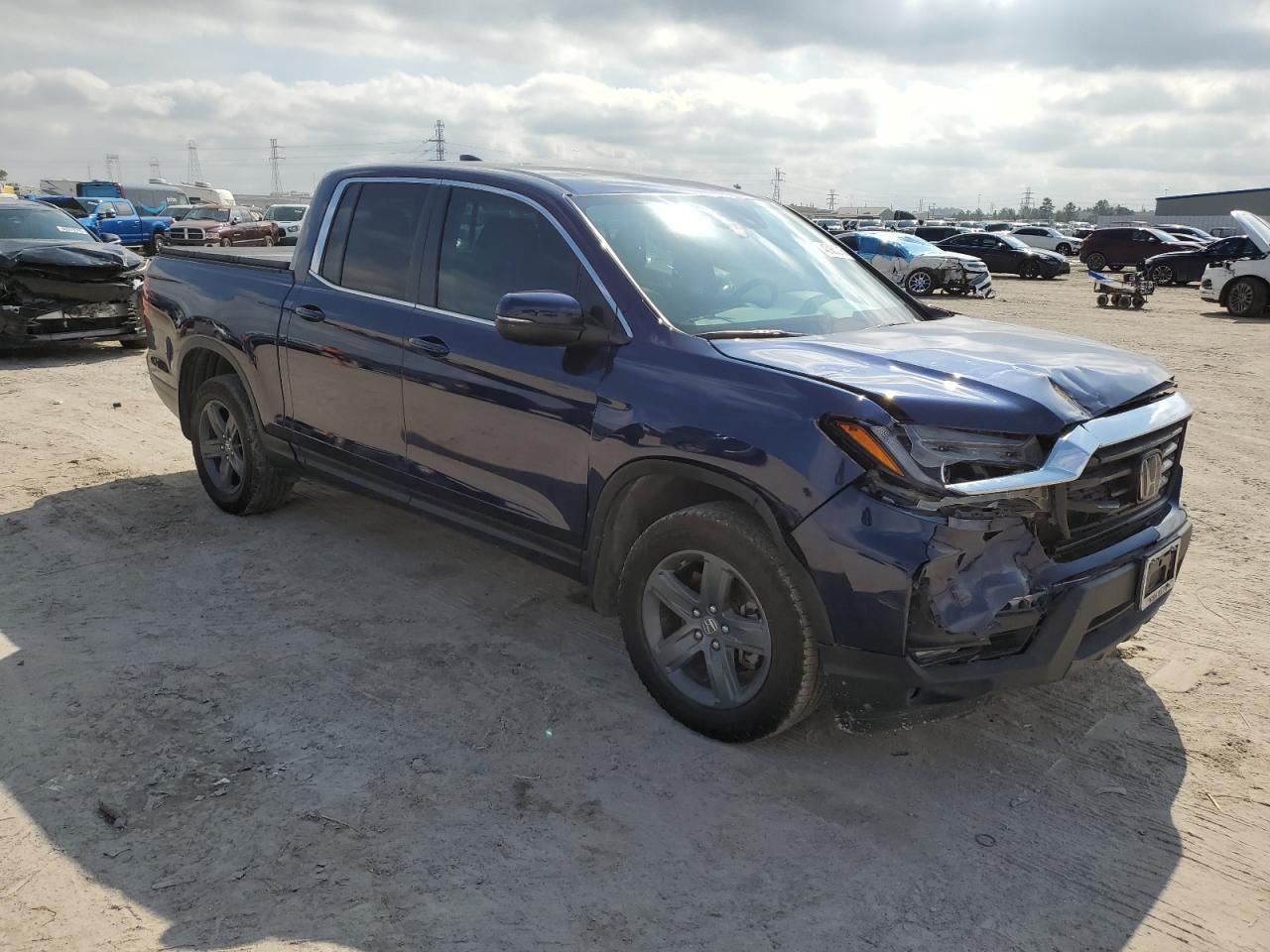 2023 HONDA RIDGELINE - Image 4