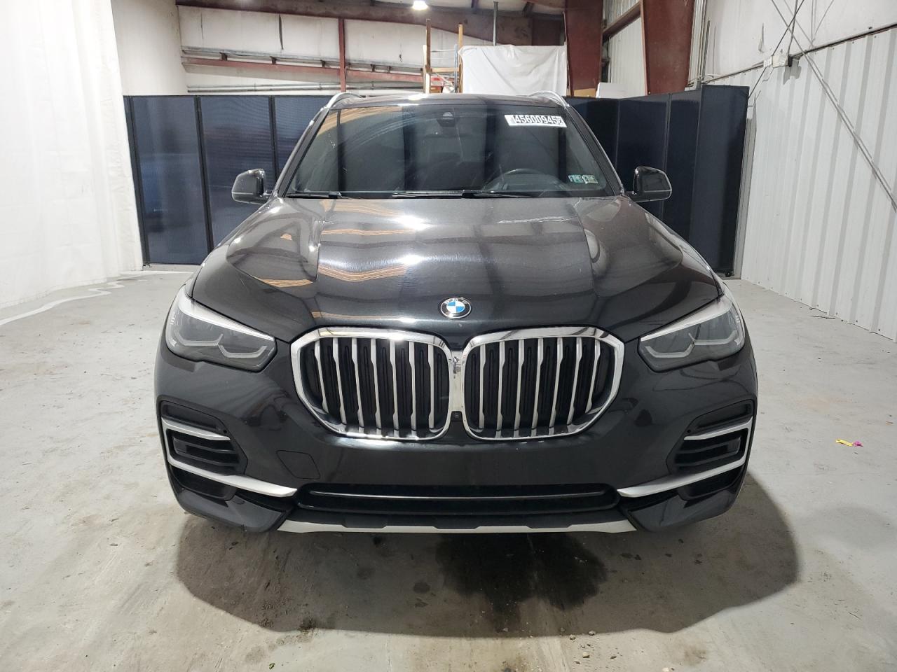 2023 BMW X5 XDRIVE4 - Image 5
