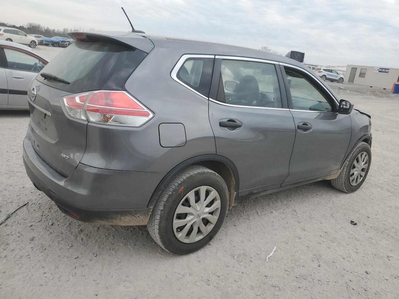 2016 NISSAN ROGUE S - Фото 3