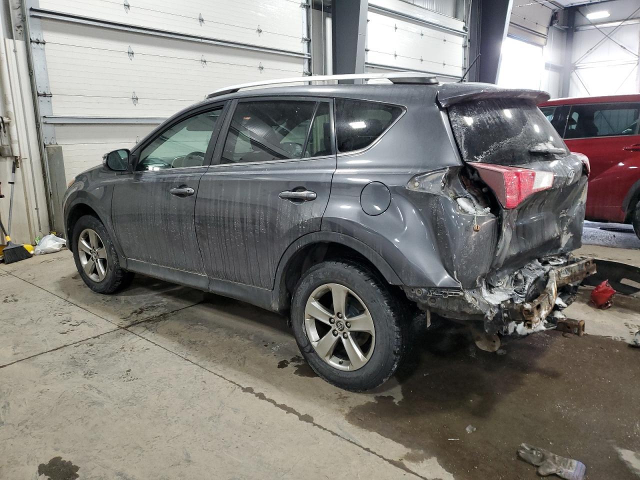 2015 TOYOTA RAV4 XLE - Image 2