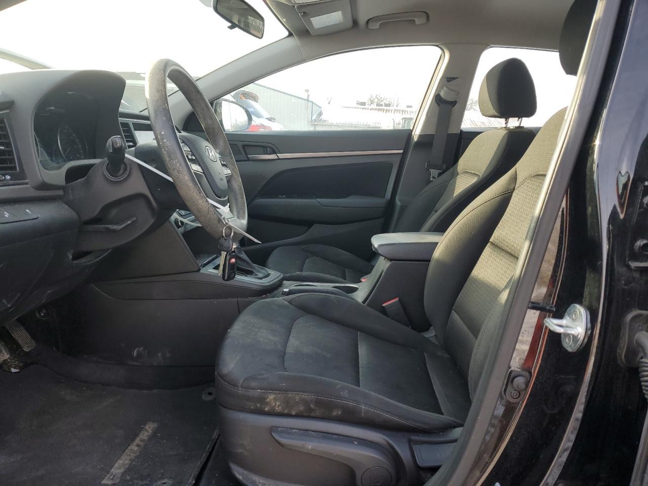 2018 HYUNDAI ELANTRA SE - Фото 7
