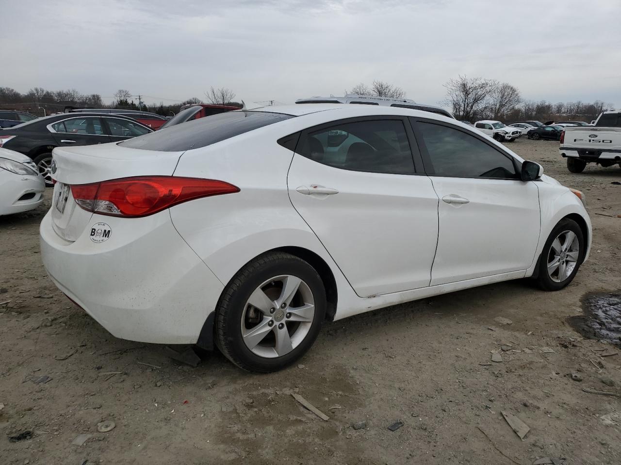 2013 HYUNDAI ELANTRA GL - Image 3