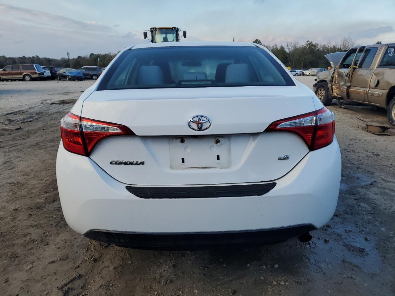 2015 TOYOTA COROLLA L - Image 6
