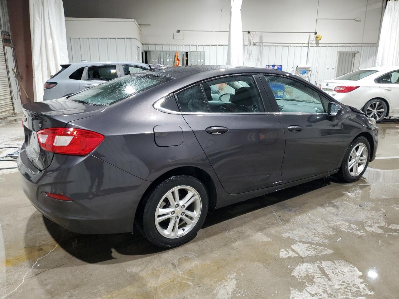 2017 CHEVROLET CRUZE LT - Фото 3