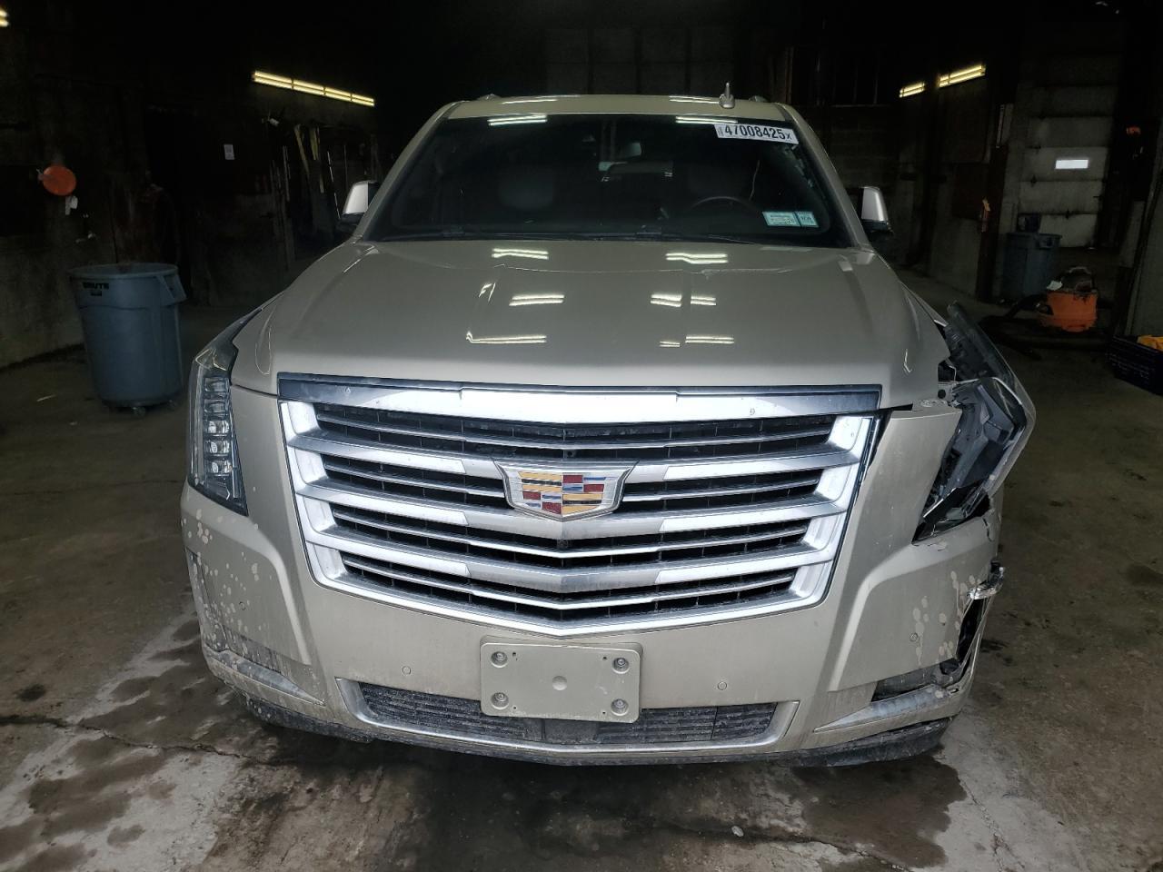 2017 CADILLAC ESCALADE E - Фото 5
