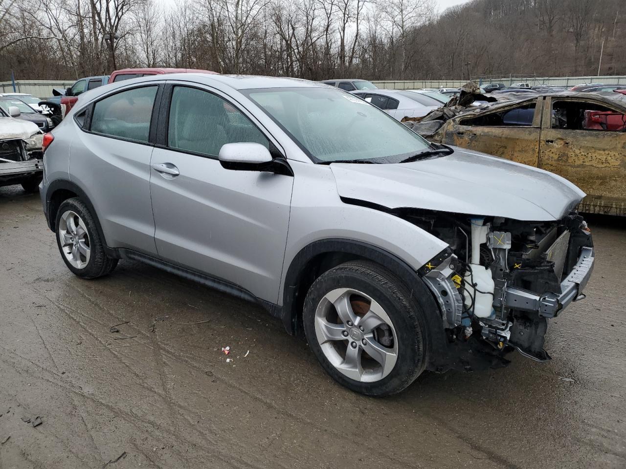 2018 HONDA HR-V LX - Image 4