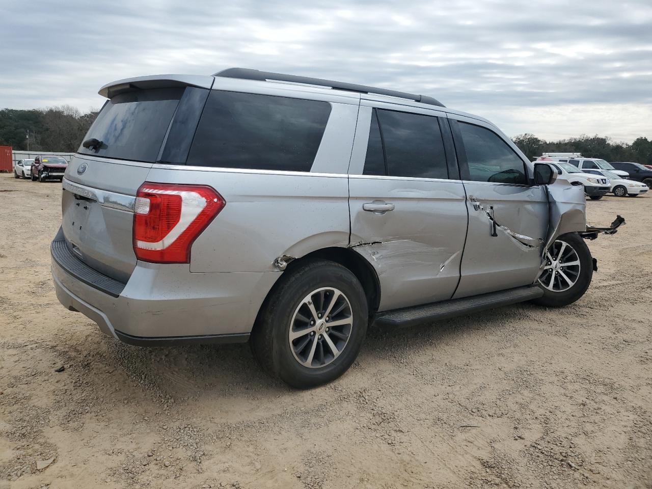 2021 FORD EXPEDITION - Фото 3