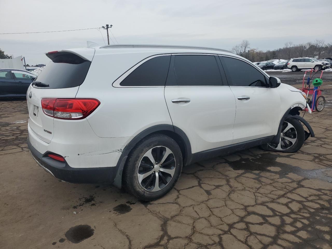 2016 KIA SORENTO EX - Image 3