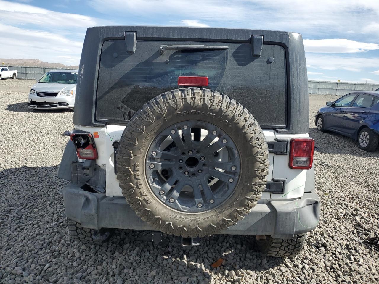2015 JEEP WRANGLER U - Фото 6
