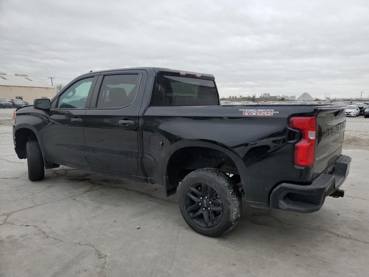 2020 CHEVROLET SILVERADO - Фото 2