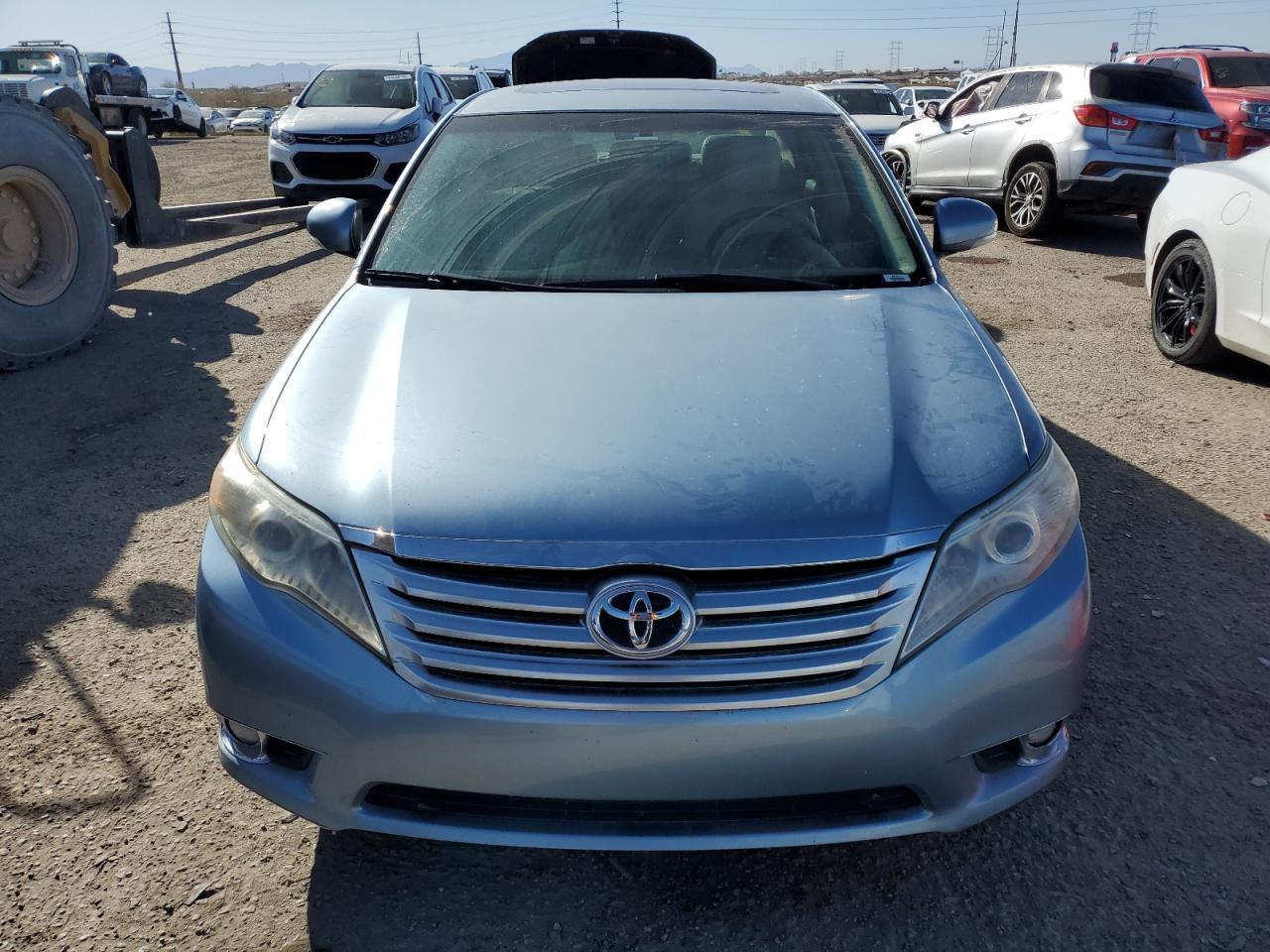 2011 TOYOTA AVALON BAS - Image 5