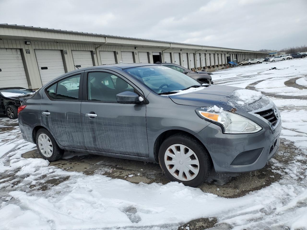 2016 NISSAN VERSA S - Image 4