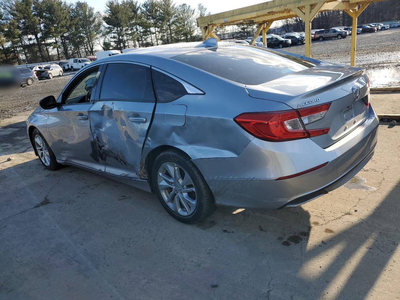 2018 HONDA ACCORD LX - Фото 2