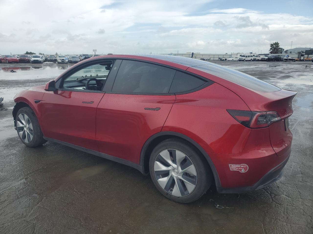2024 TESLA MODEL Y - Image 2