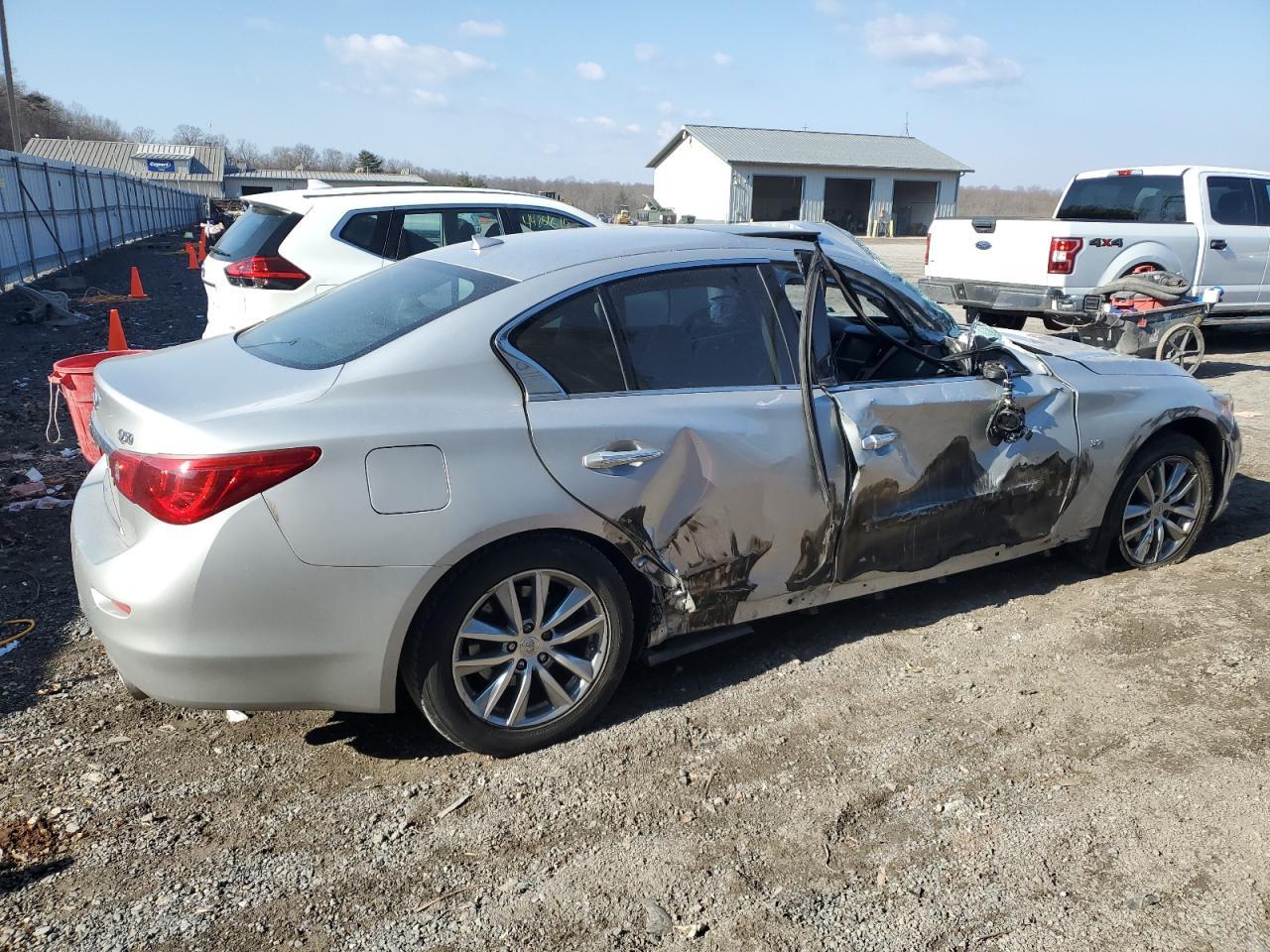 2015 INFINITI Q50 BASE - Фото 3