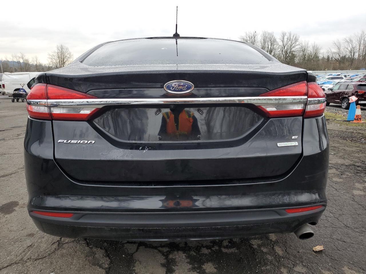 2017 FORD FUSION SE - Image 6