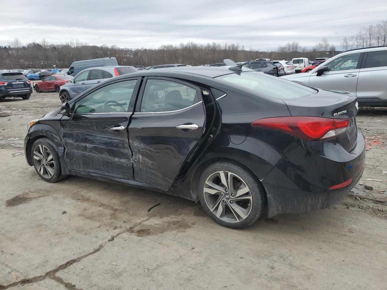 2015 HYUNDAI ELANTRA SE - Фото 2