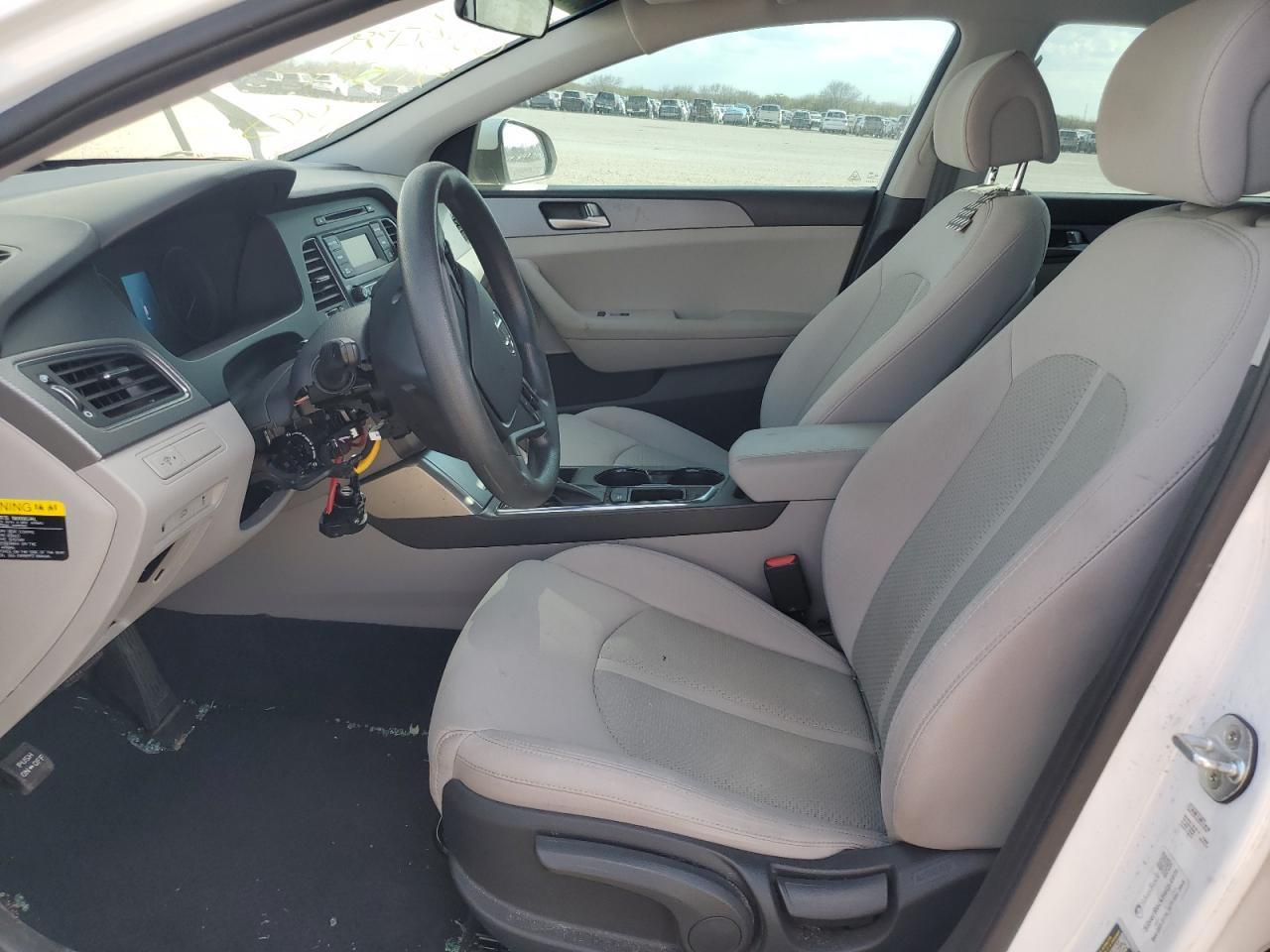 2017 HYUNDAI SONATA SE - Фото 7