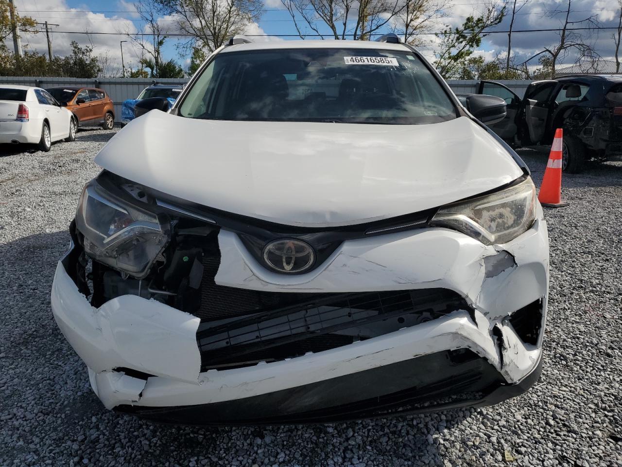 2018 TOYOTA RAV4 LE - Image 5