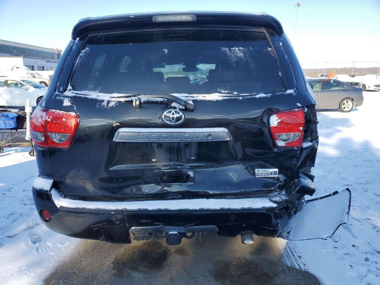 2014 TOYOTA SEQUOIA PL - Фото 6
